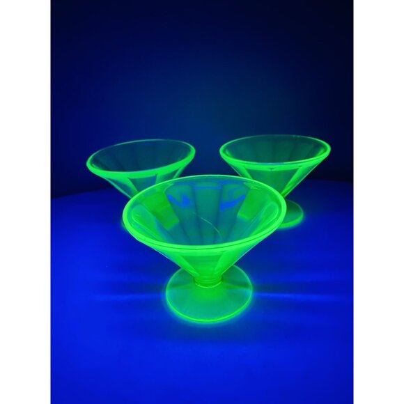 Set of 3 Federal Glass Green Uranium Depression Footed Sherbet Dessert Dish - Picture 3 of 9